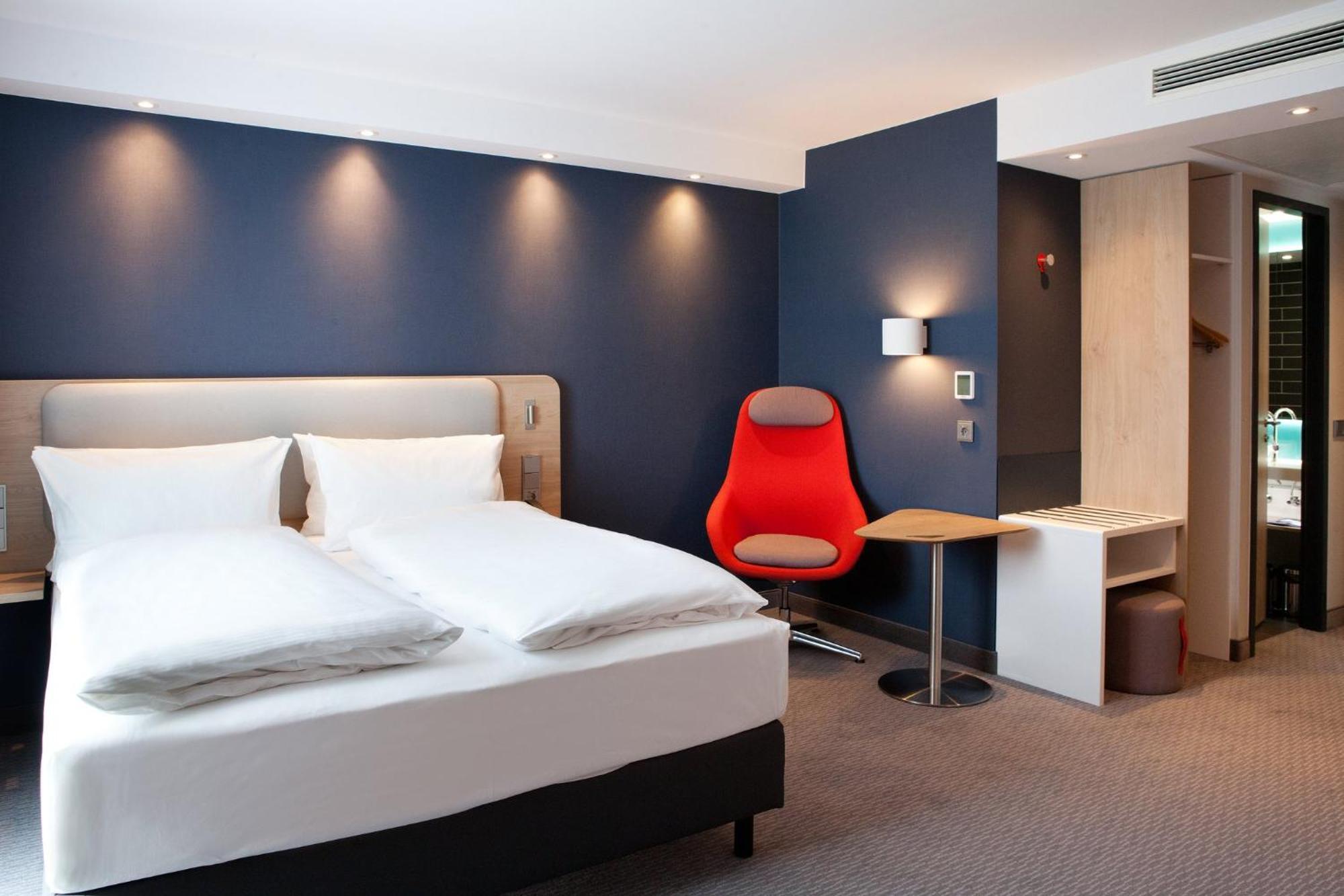Holiday Inn Express - Saarbruecken By Ihg Dış mekan fotoğraf